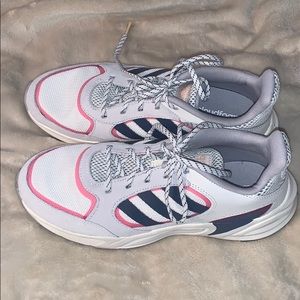women’s adidas cloudfoam
